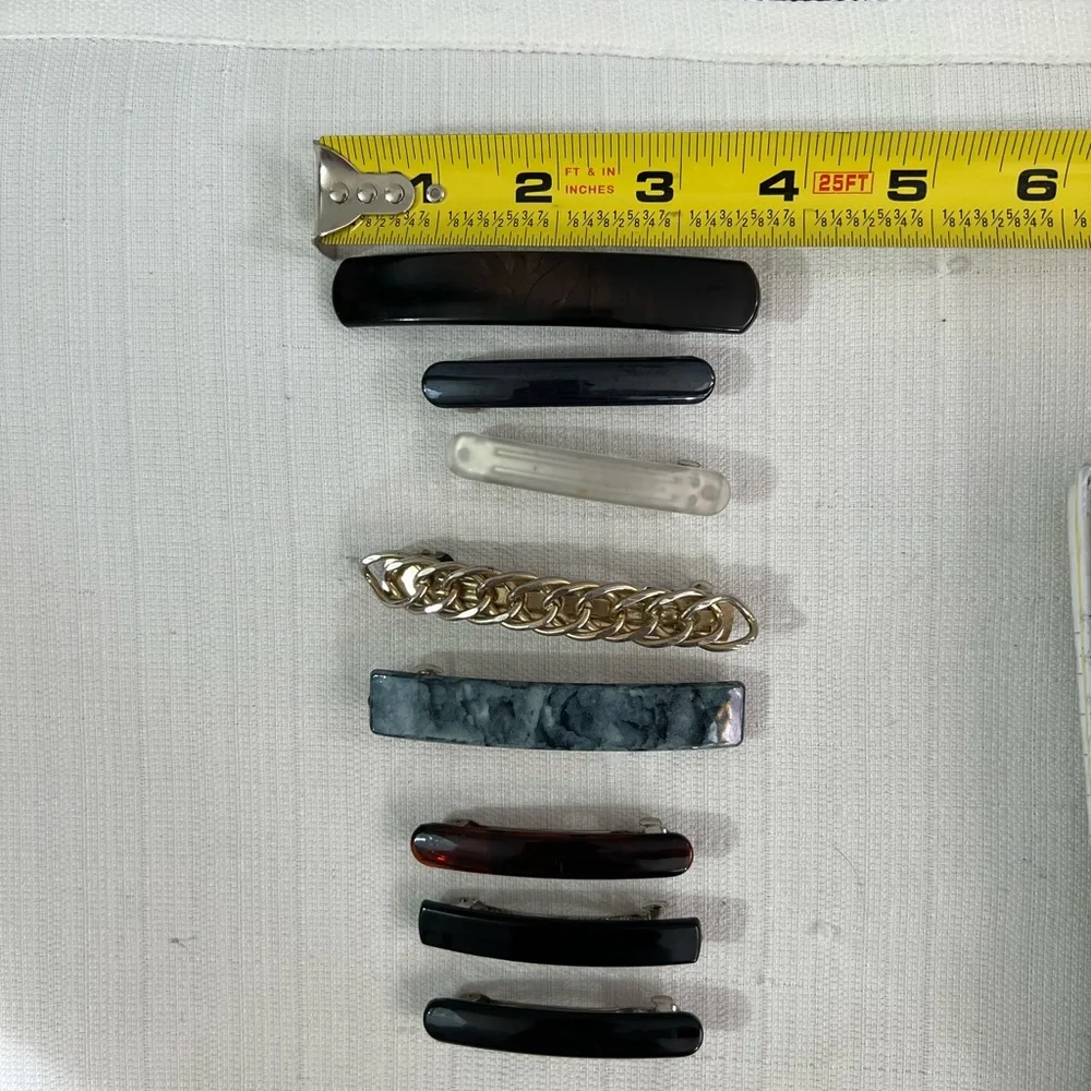 Lot of 8‎ vintage barrettes